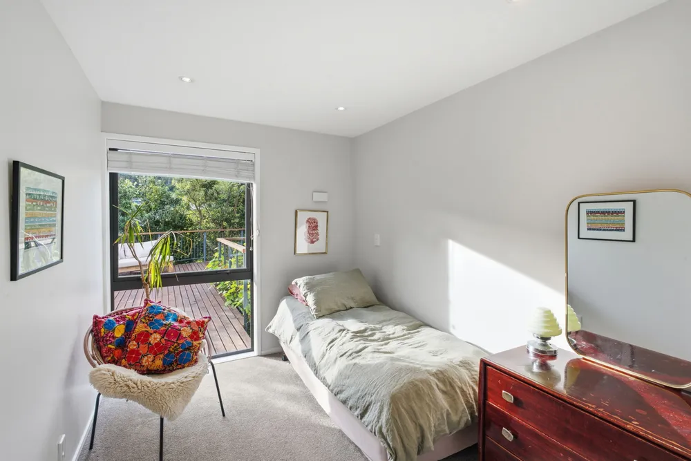 Photos of 1 Cass Bay Place