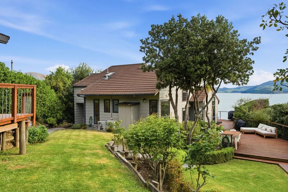 Photos of 1 Cass Bay Place