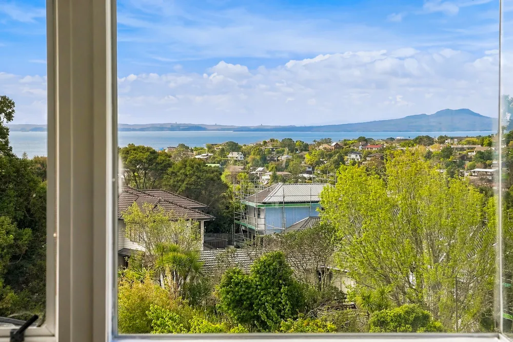 Photos of 2 Stredwick Drive