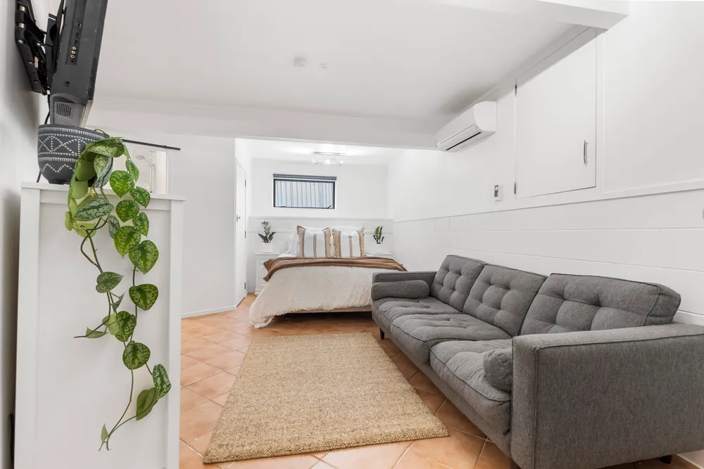 Photos of 2 Stredwick Drive
