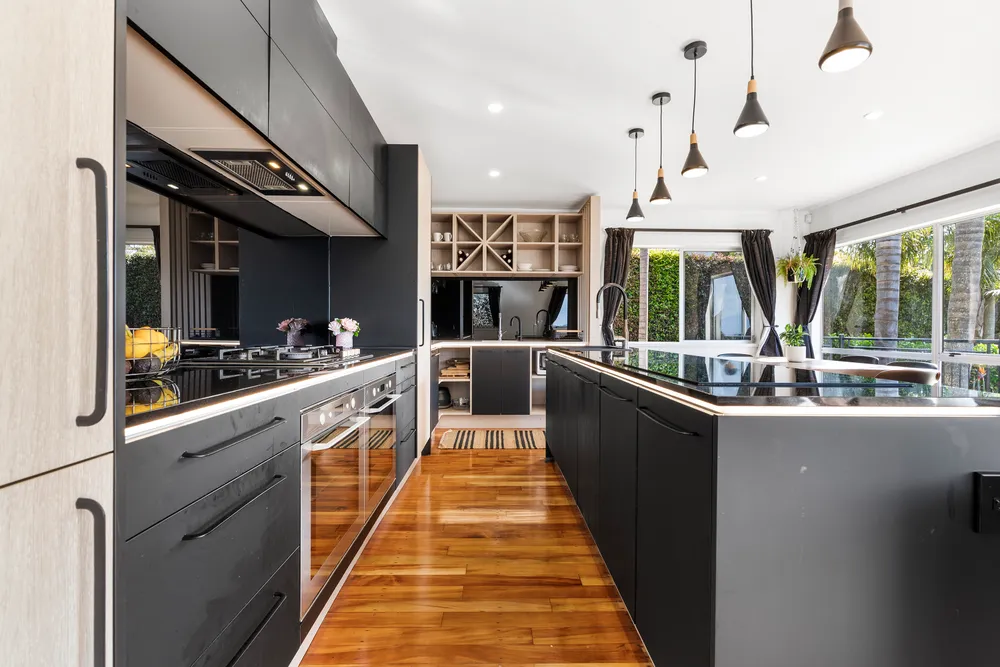 Photos of 2 Stredwick Drive
