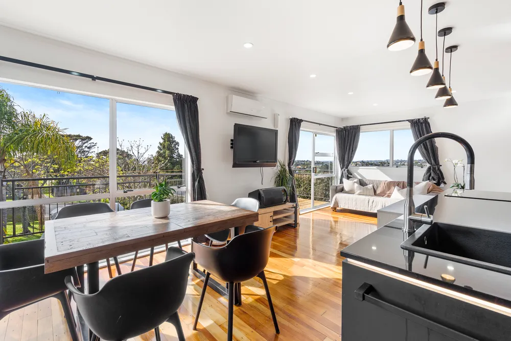 Photos of 2 Stredwick Drive
