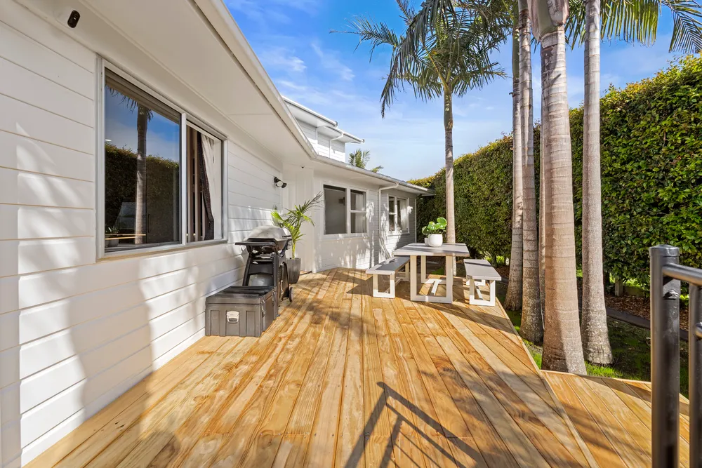 Photos of 2 Stredwick Drive
