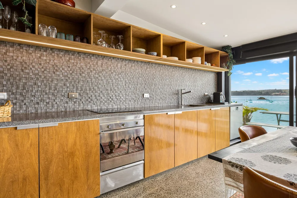 Photos of 24/67 Sarsfield Street