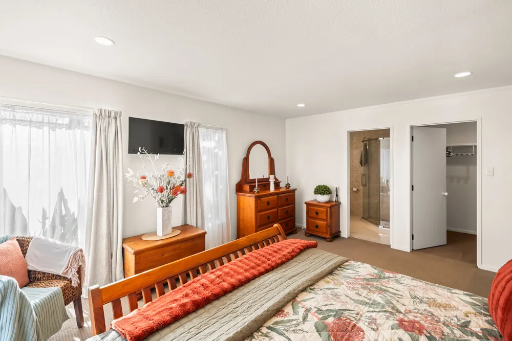 Photos of 33 Brylee Drive