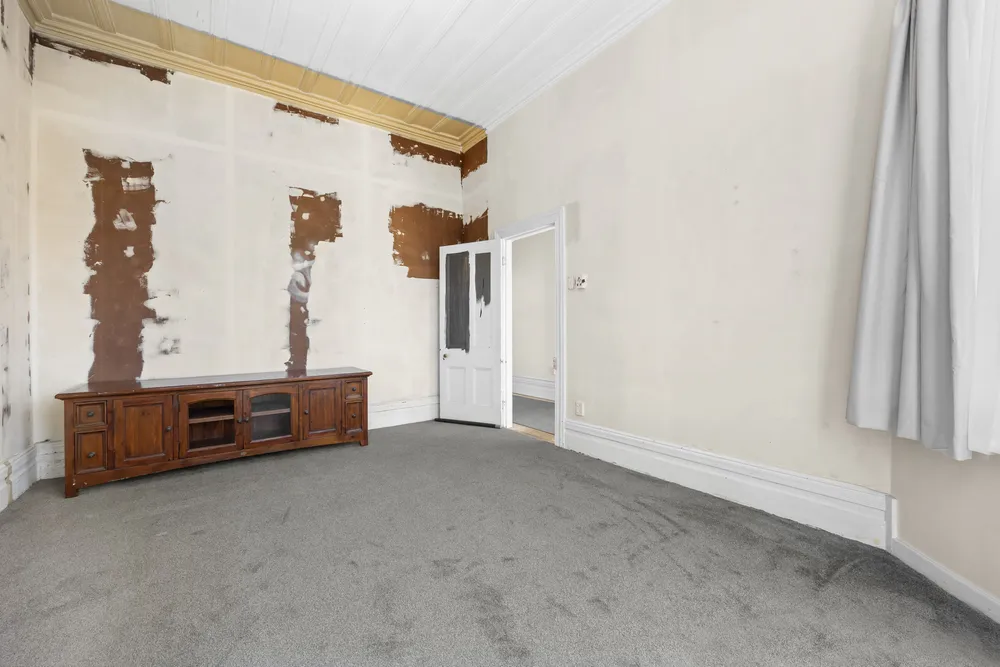 Photos of 4 Raleigh Street