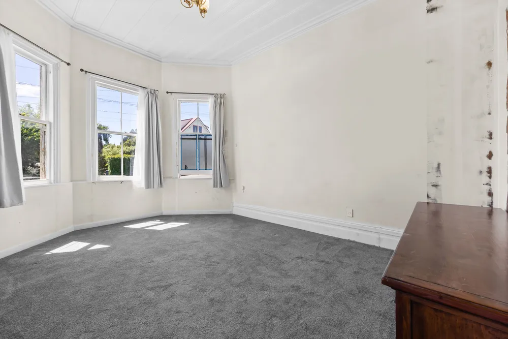 Photos of 4 Raleigh Street
