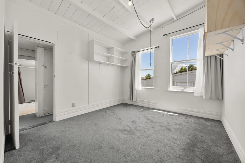 Photos of 4 Raleigh Street
