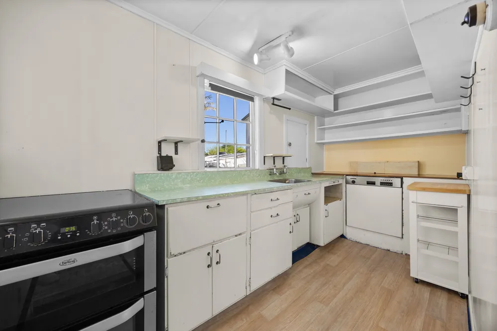 Photos of 4 Raleigh Street