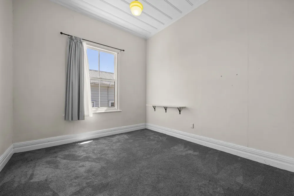 Photos of 4 Raleigh Street