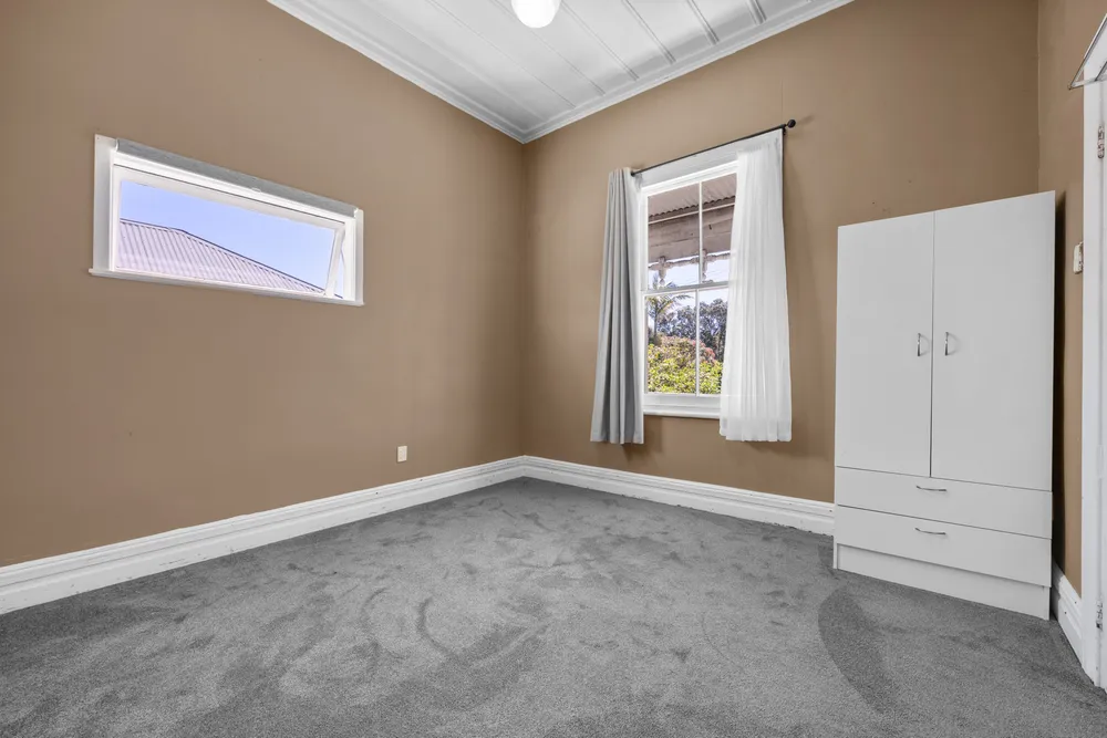 Photos of 4 Raleigh Street