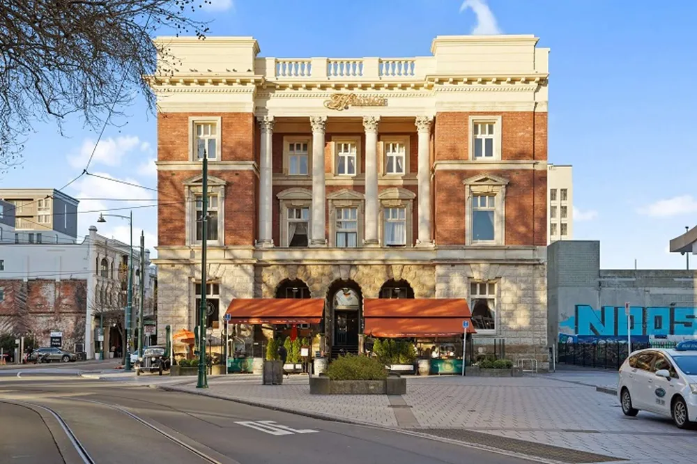 Photos of 1/71 Burke Street