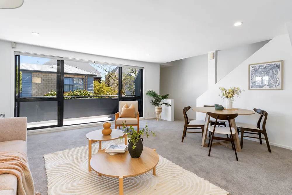 Photos of 1/71 Burke Street