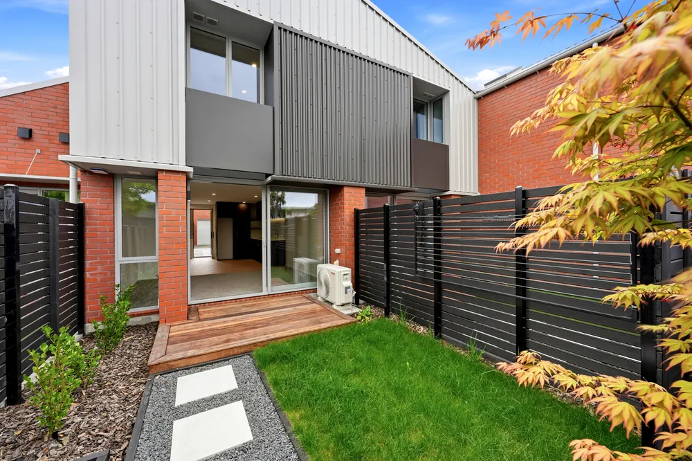 Photos of 1/71 Burke Street