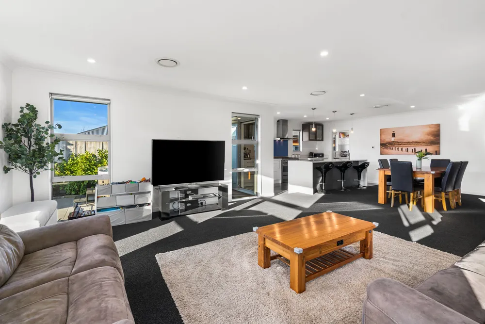 Photos of 7 Reeves Road