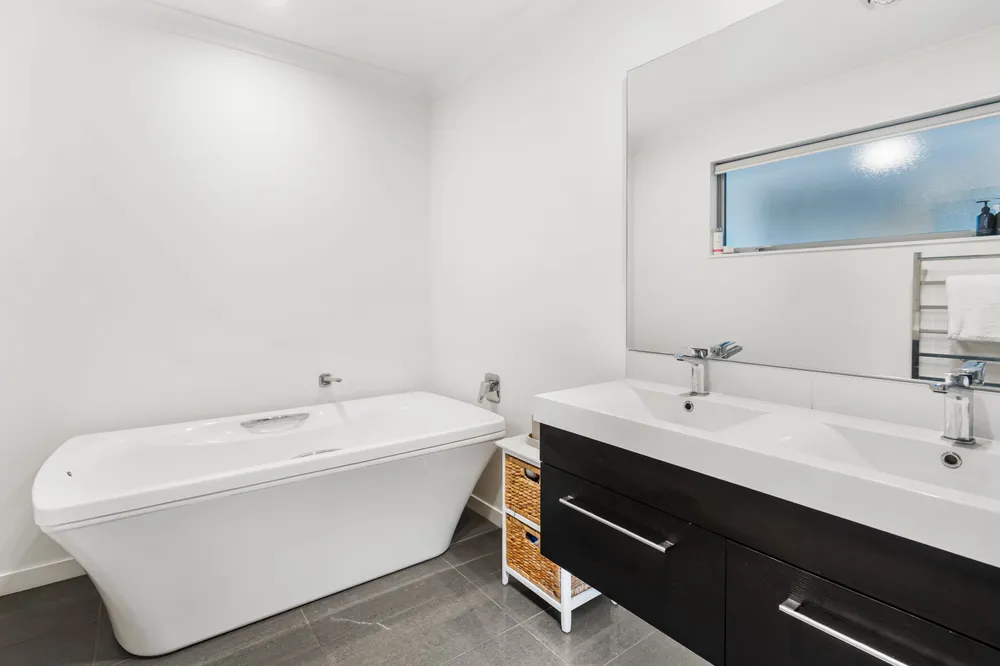 Photos of 7 Reeves Road