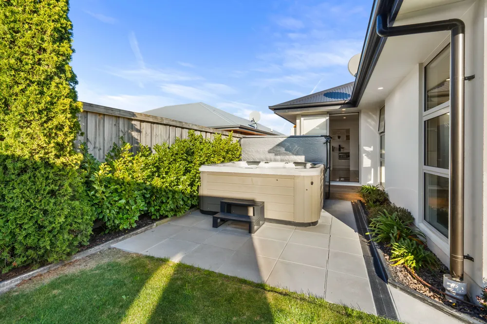 Photos of 7 Reeves Road