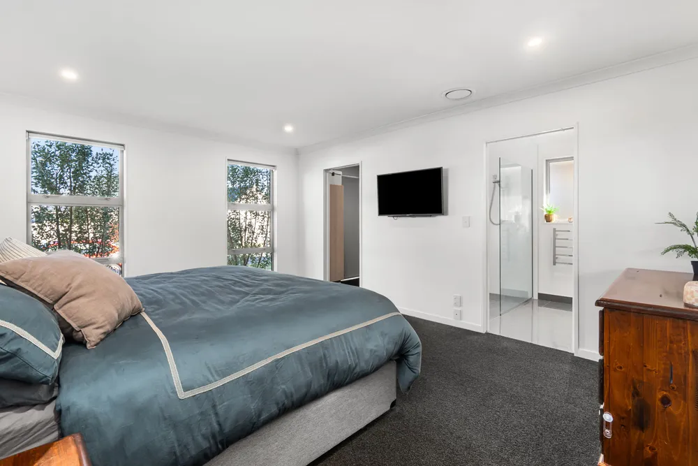 Photos of 7 Reeves Road