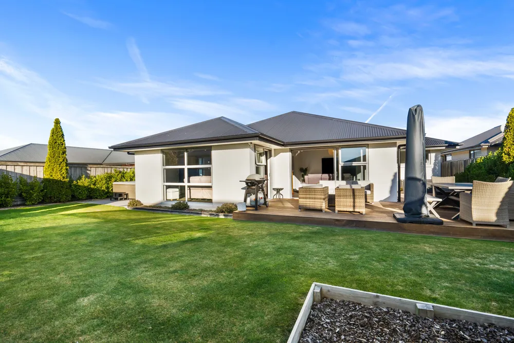 Photos of 7 Reeves Road