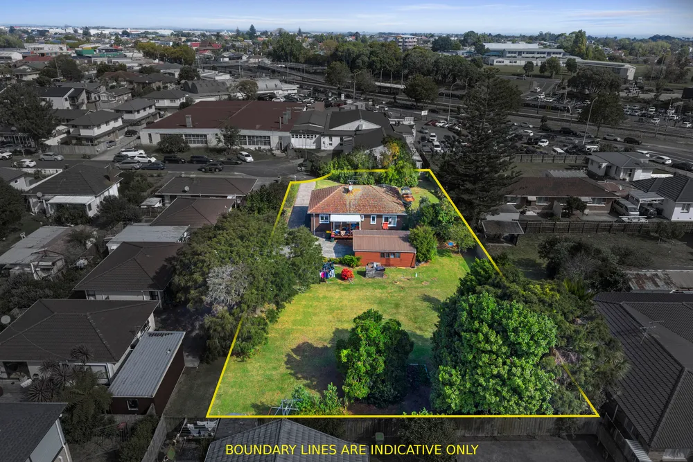 Photos of 11 Allen Avenue