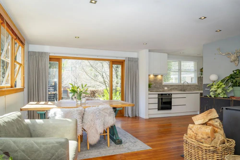 Photos of 48 Devon Street