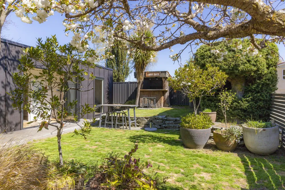 Photos of 48 Devon Street