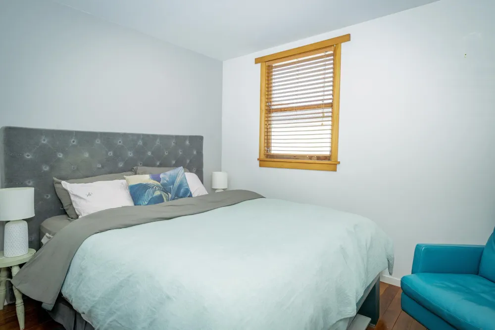Photos of 48 Devon Street