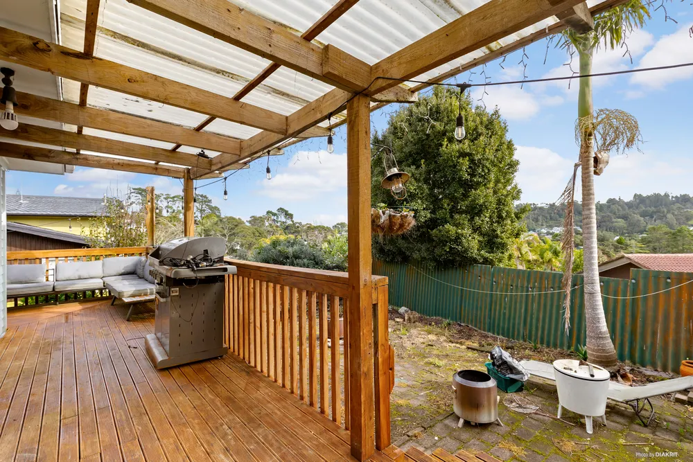 Photos of 15 Pavola Grove
