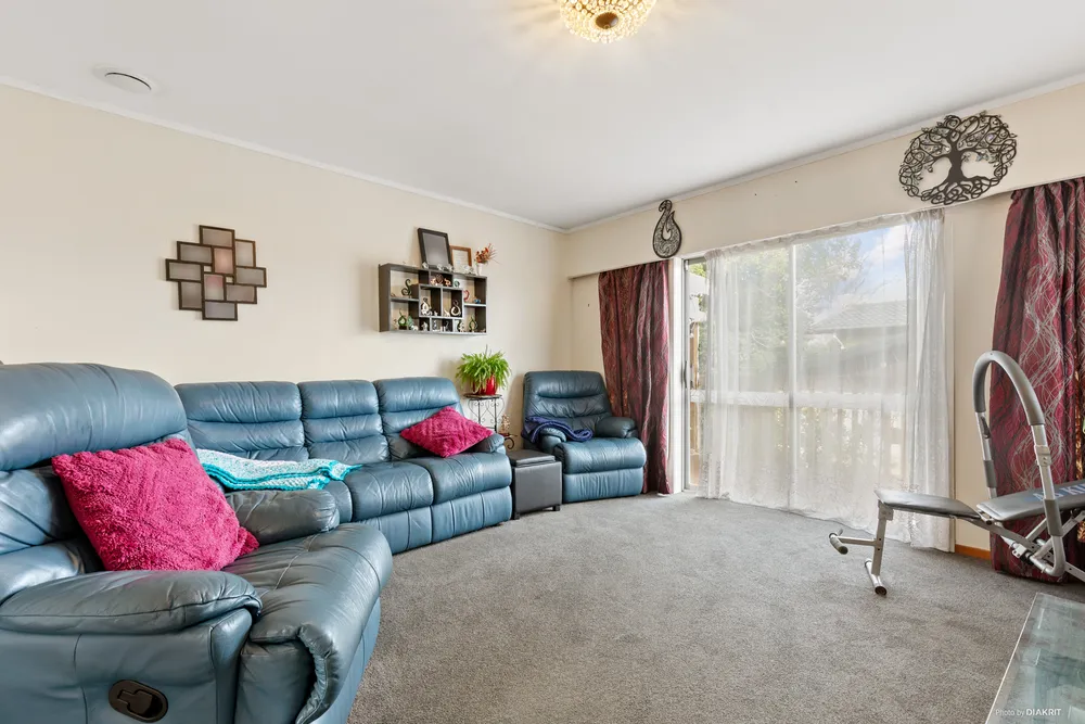 Photos of 15 Pavola Grove