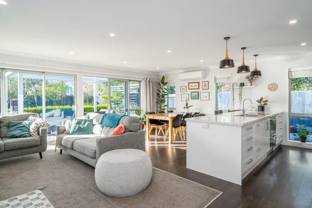 Photos of 16 Flaxgrove Place