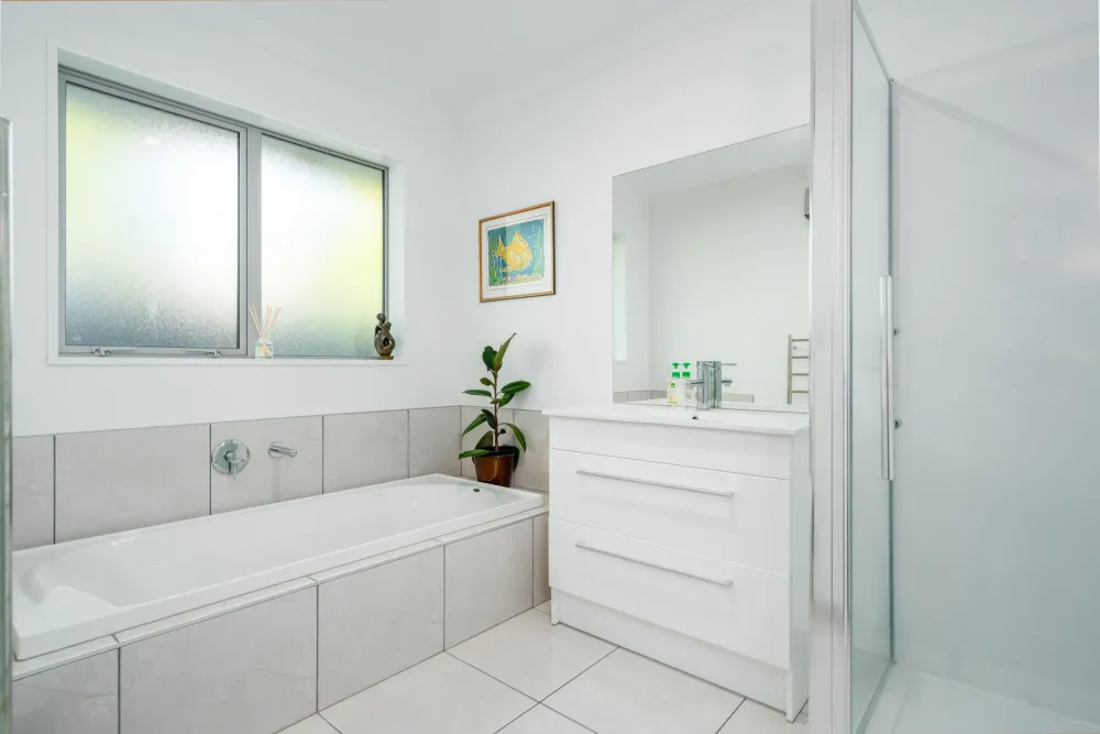 Photos of 16 Flaxgrove Place