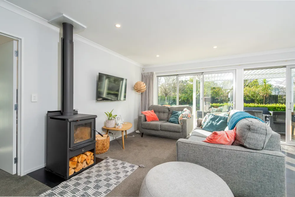 Photos of 16 Flaxgrove Place