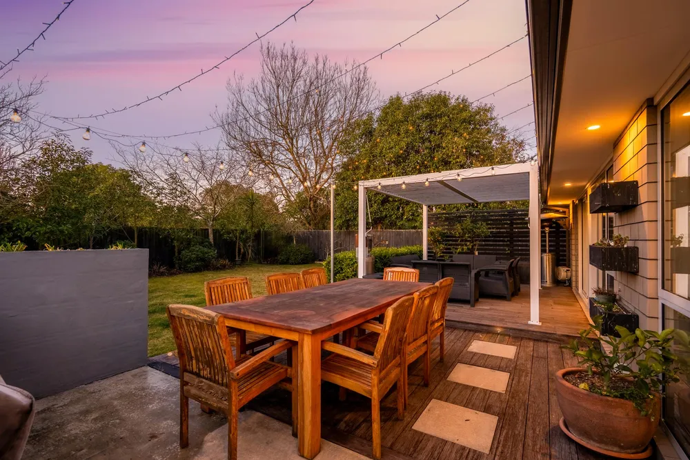 Photos of 16 Flaxgrove Place
