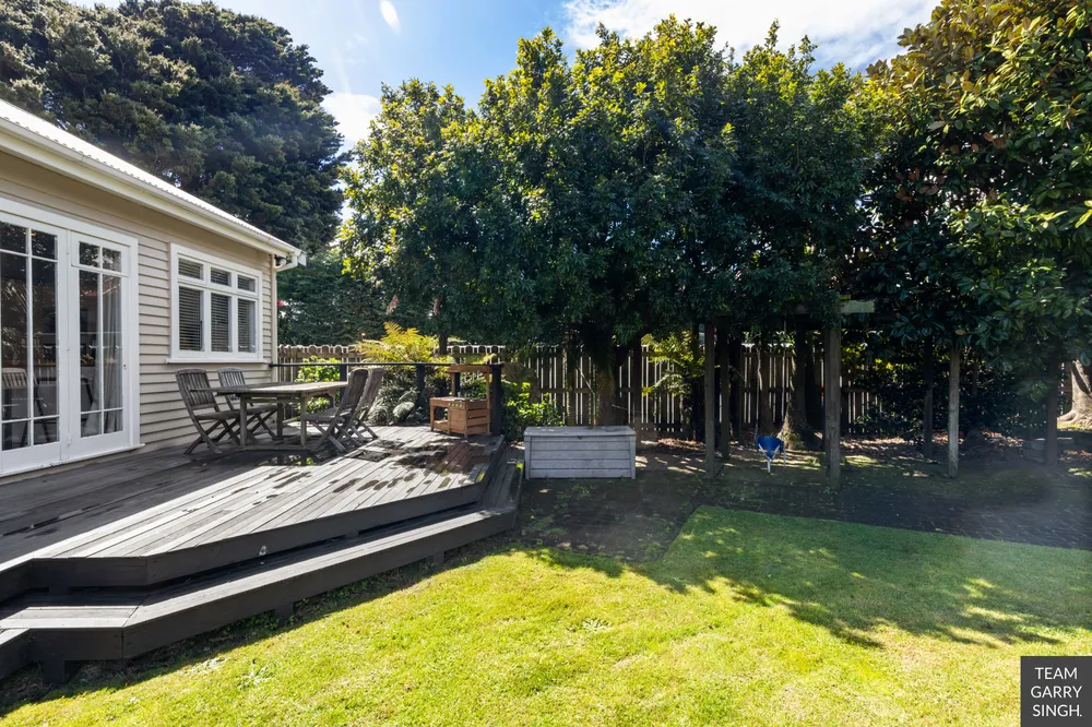 Photos of 11 Allenby Road