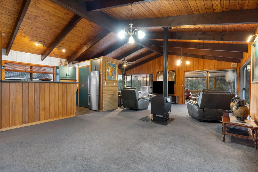 Photos of 2 Francis Curtis Avenue