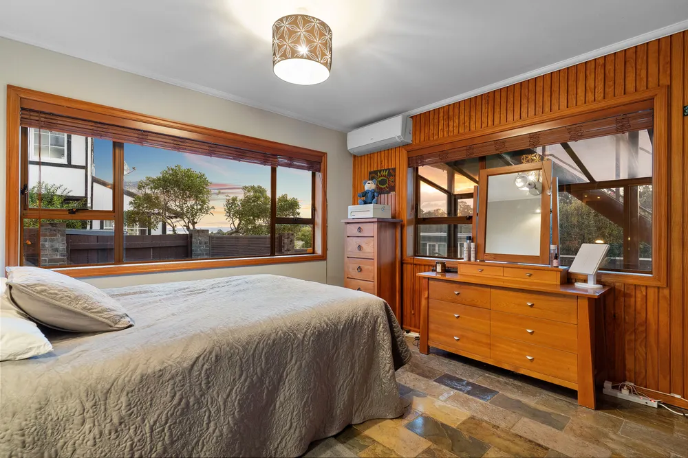 Photos of 2 Francis Curtis Avenue