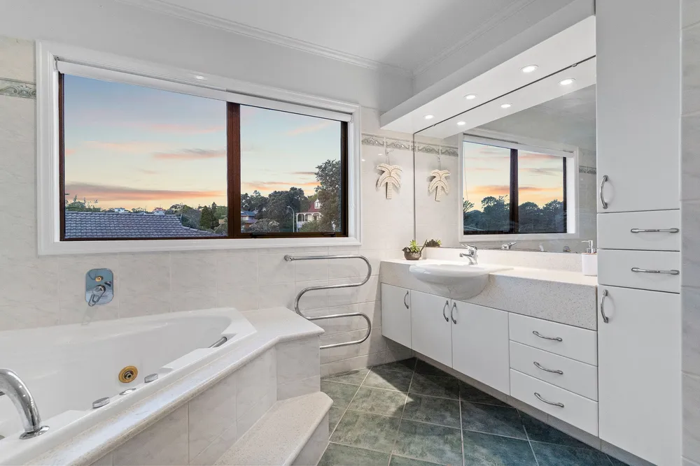 Photos of 2 Francis Curtis Avenue