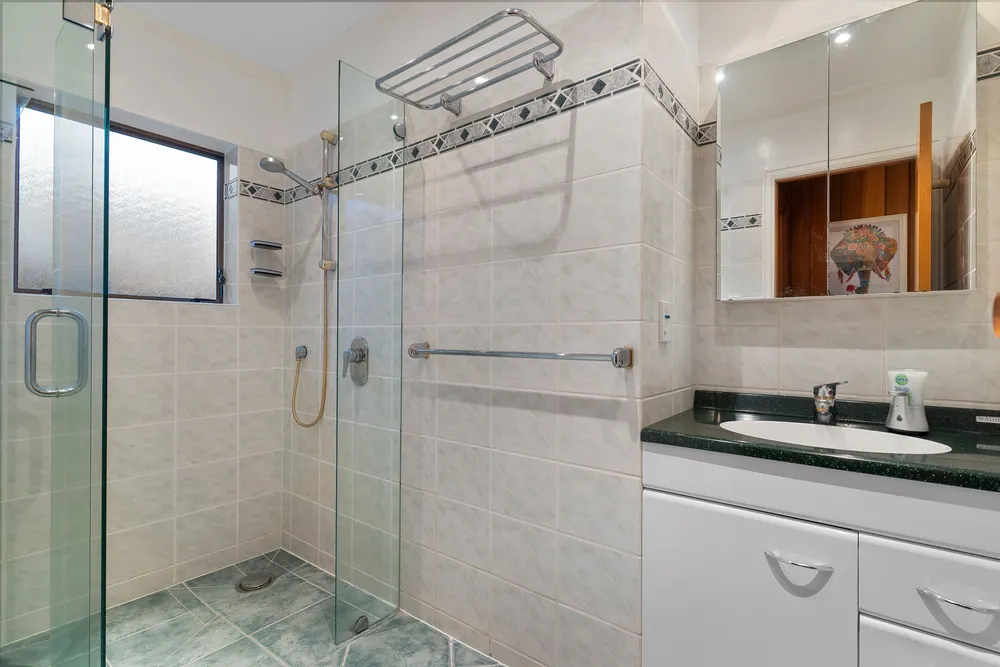 Photos of 2 Francis Curtis Avenue