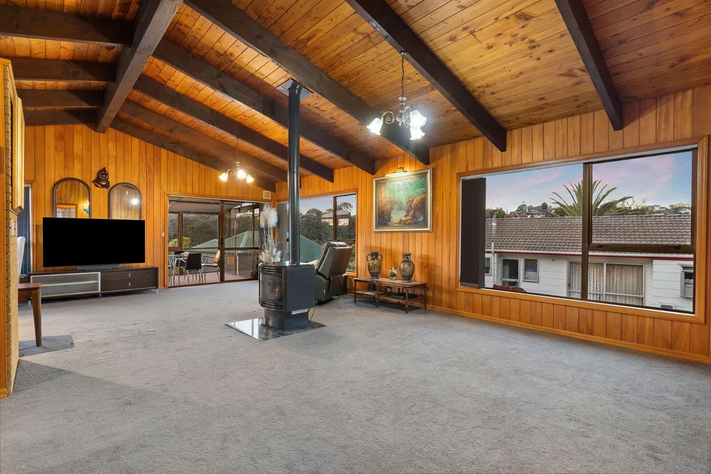Photos of 2 Francis Curtis Avenue
