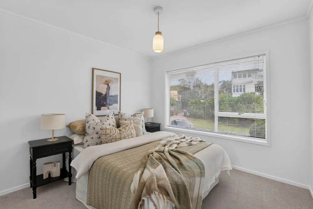 Photos of 393 Riddell Road