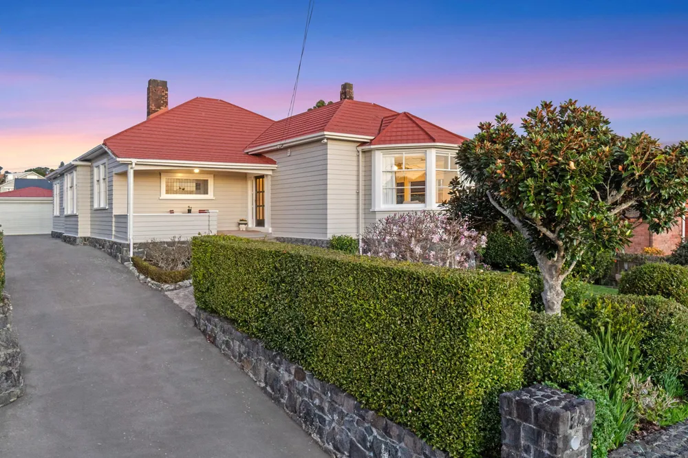 Photos of 24 Ferryhill Road