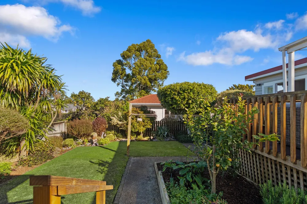 Photos of 24 Ferryhill Road