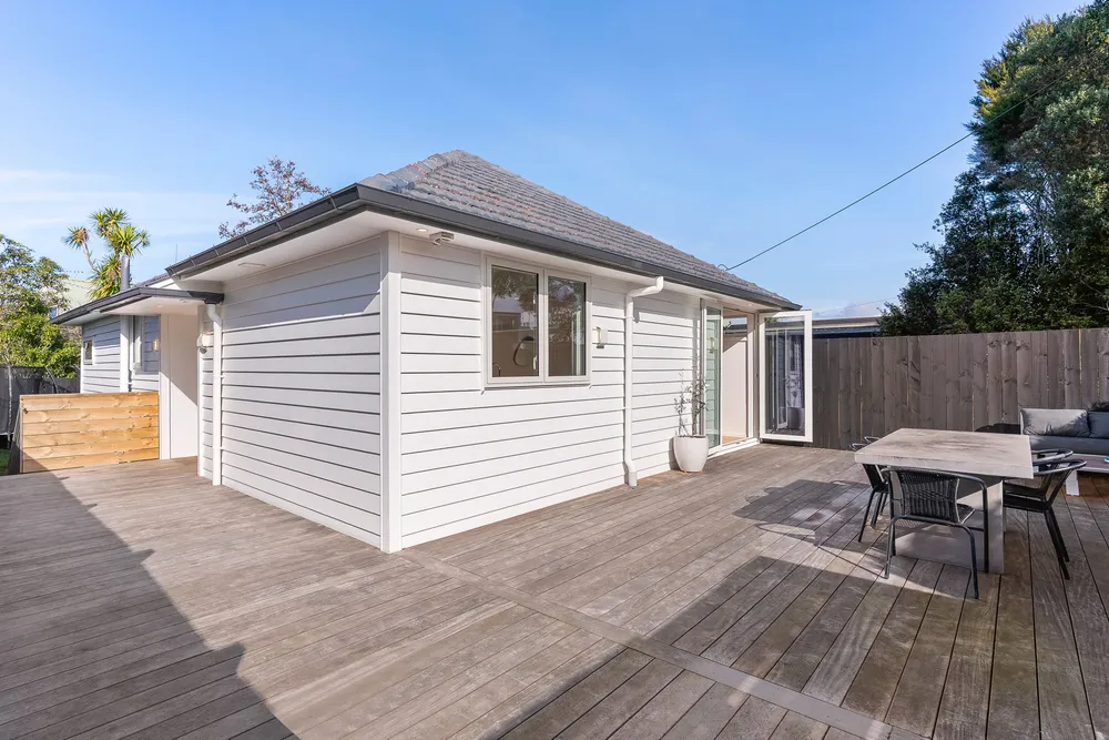 Photos of 27a Castledine Crescent