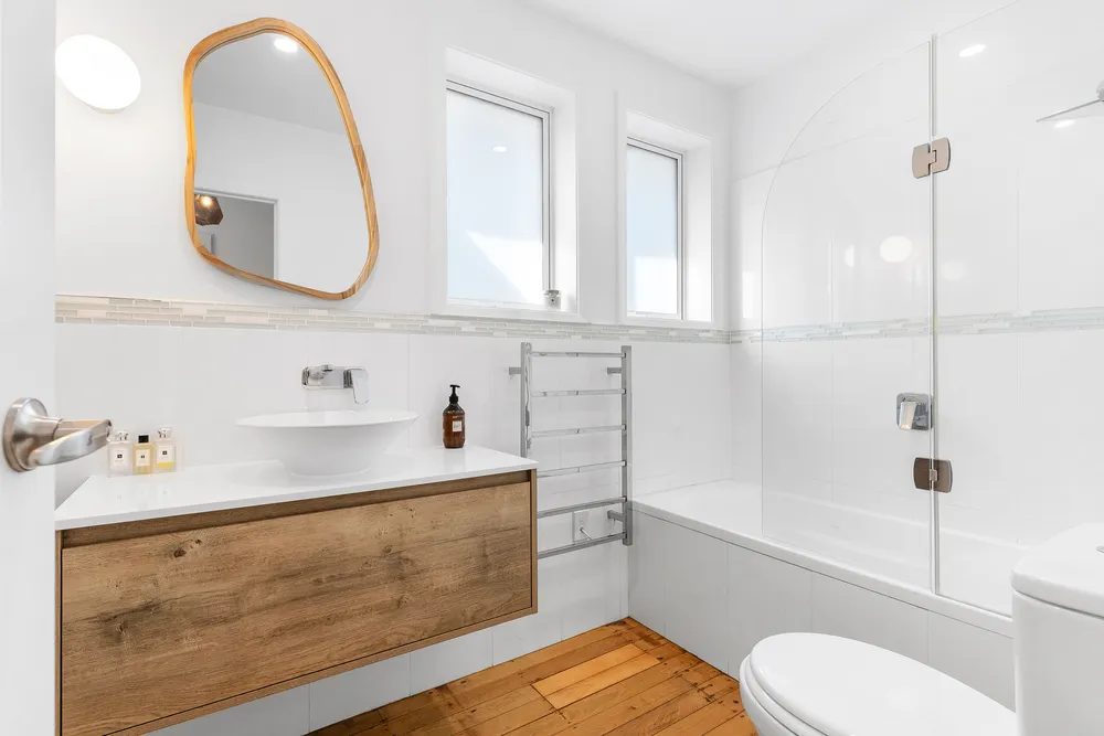 Photos of 27a Castledine Crescent