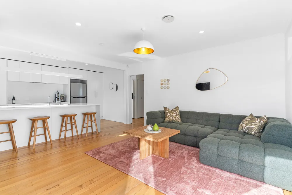 Photos of 27a Castledine Crescent