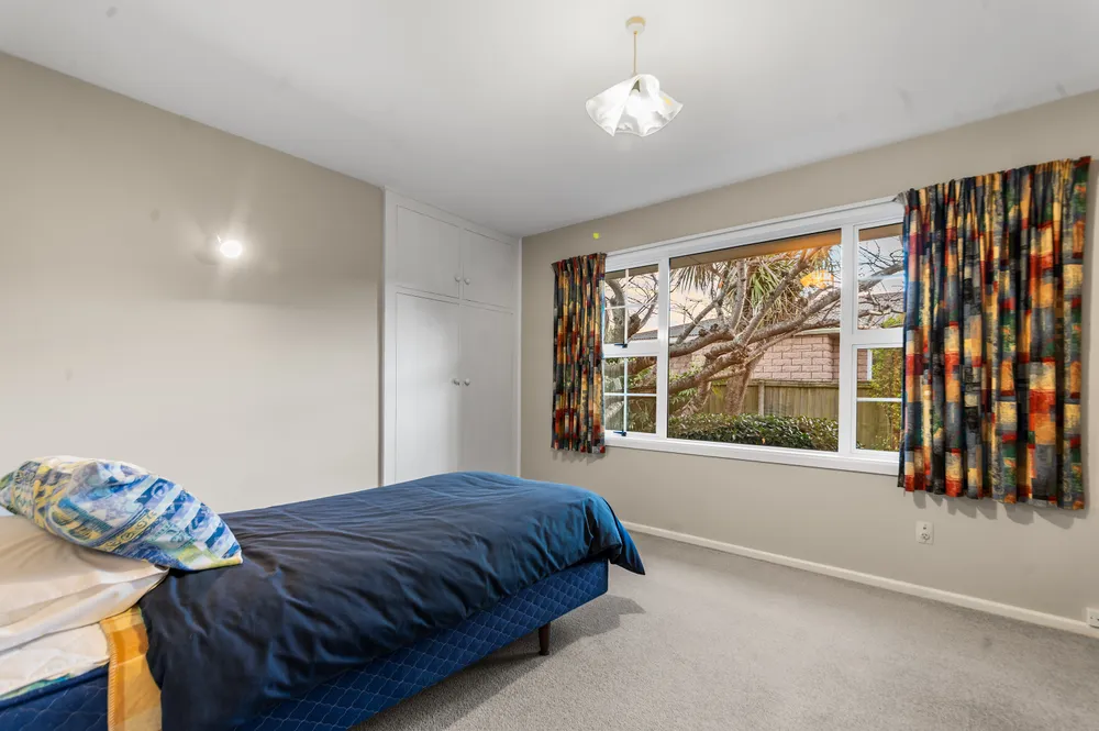Photos of 20 Carruthers Street