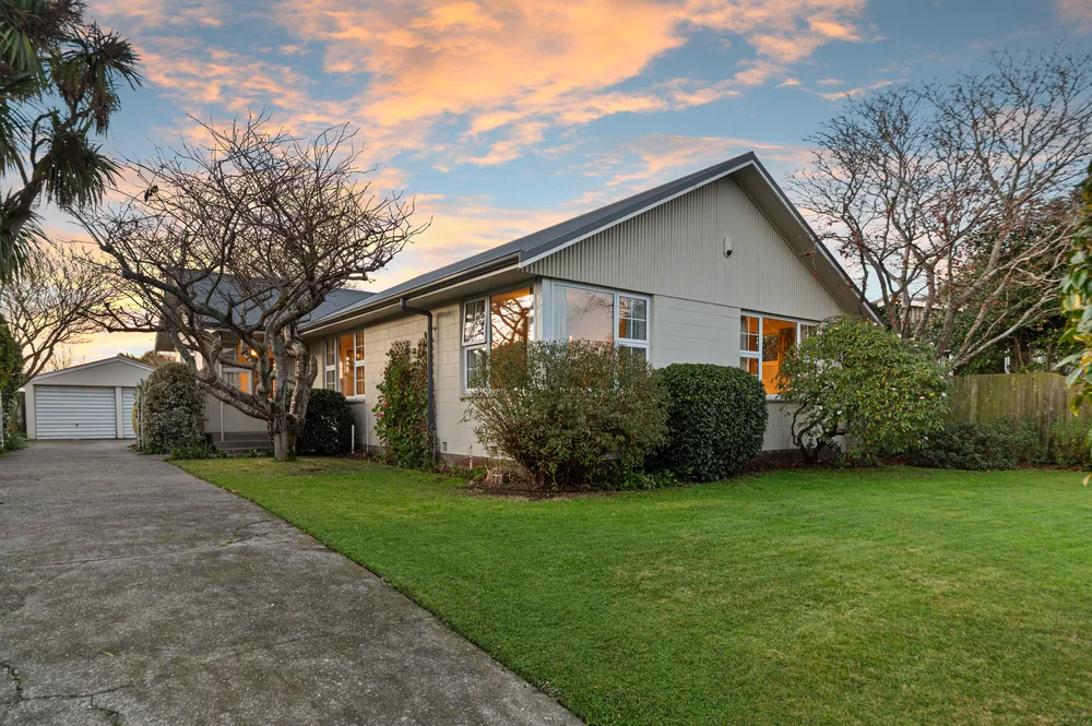 Photos of 20 Carruthers Street
