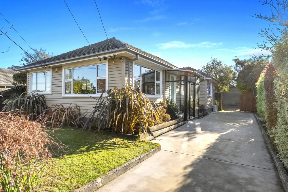 Photos of 79 Rahera Street