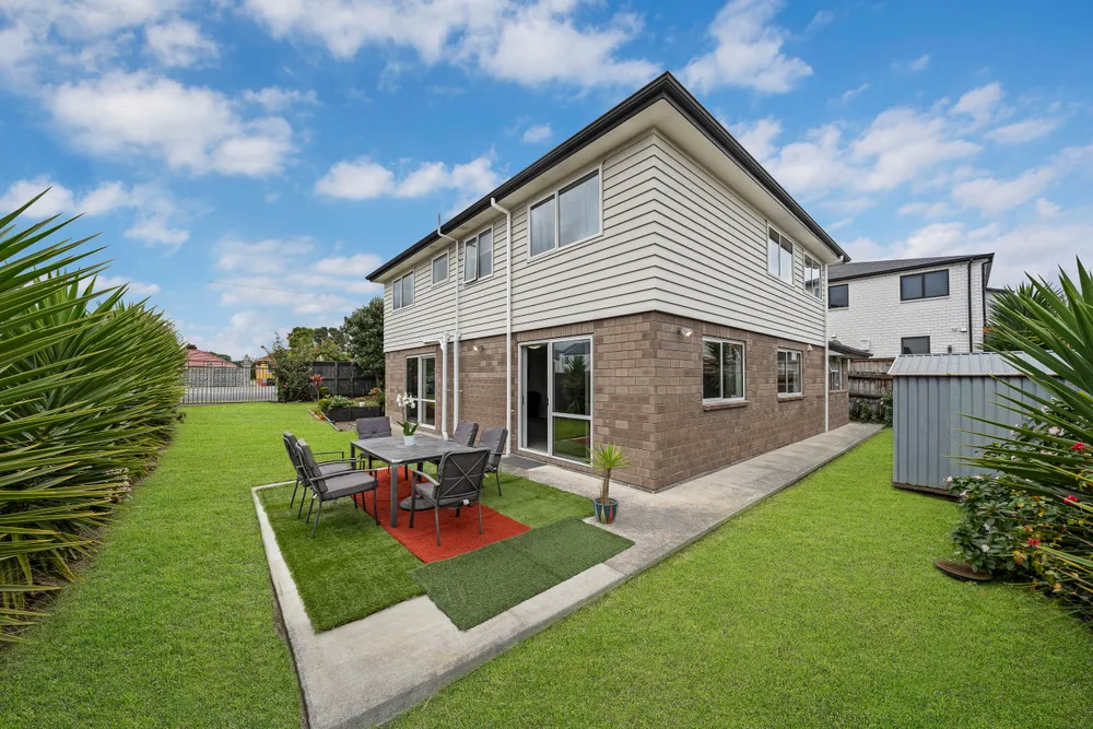 Photos of 33 Hain Avenue