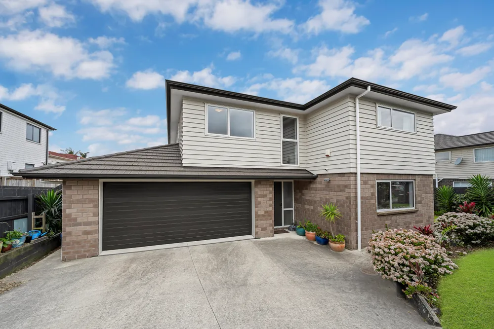 Photos of 33 Hain Avenue